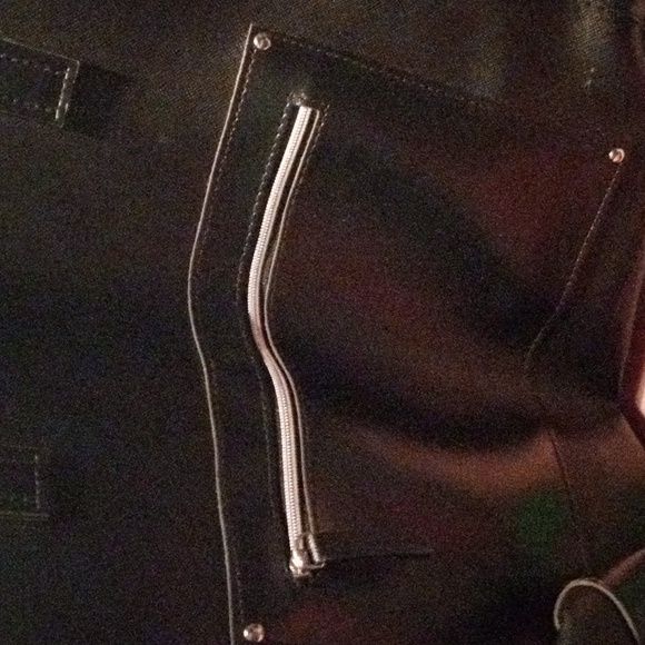 Purse - Picture 2 of 3